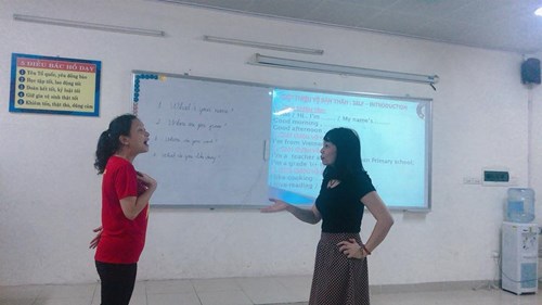 Buổi chia sẻ thú vị giúp cải thiện kĩ năng nghe nói tiếng Anh ở trường Tiểu học Đô thị Sài Đồng